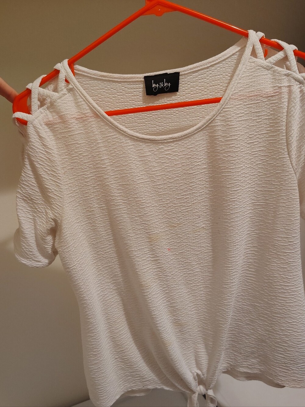 by & by White Tie-Hem Short Sleeve Blouse